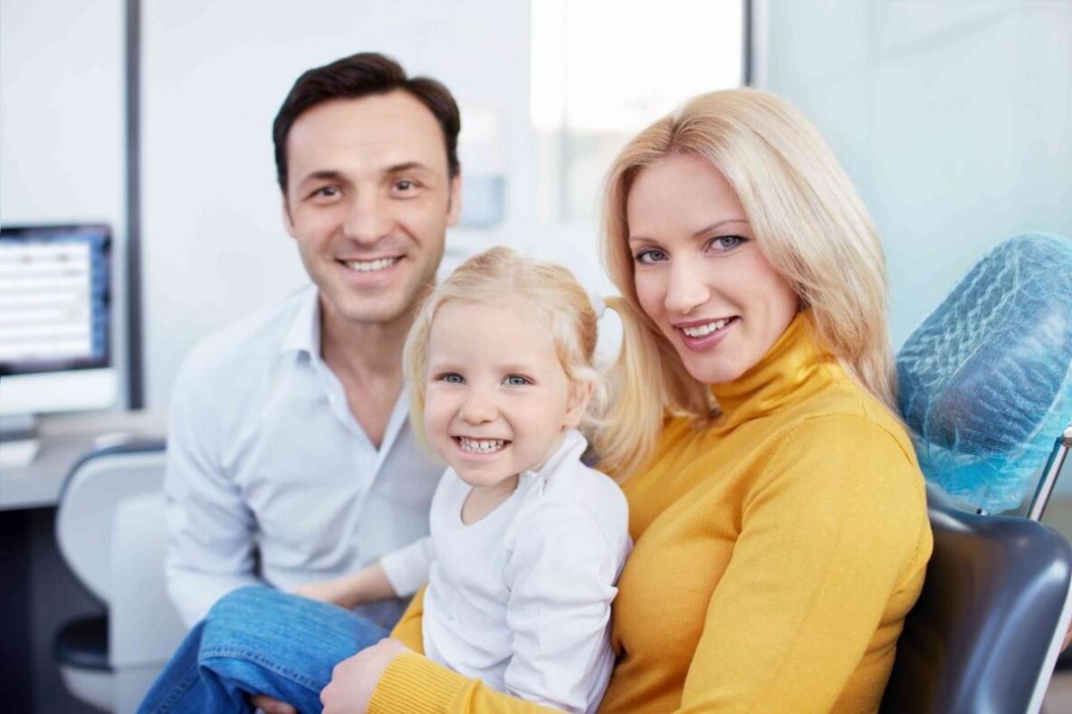 Family visiting a dental clinic for routine dental care and checkups